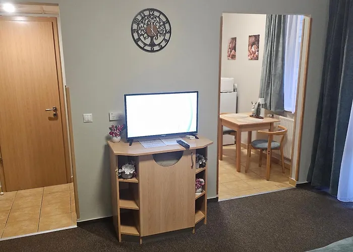 Karos Kristaly Apartment *